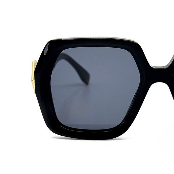 New, FENDI Sunglasses FE40139I 01V Authentic main image 10